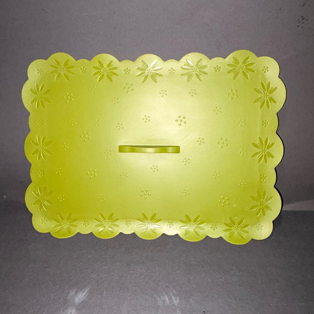 Temptations FLORAL LACE Green Silicone Lid 13" x 8.75" Scalloped Edge